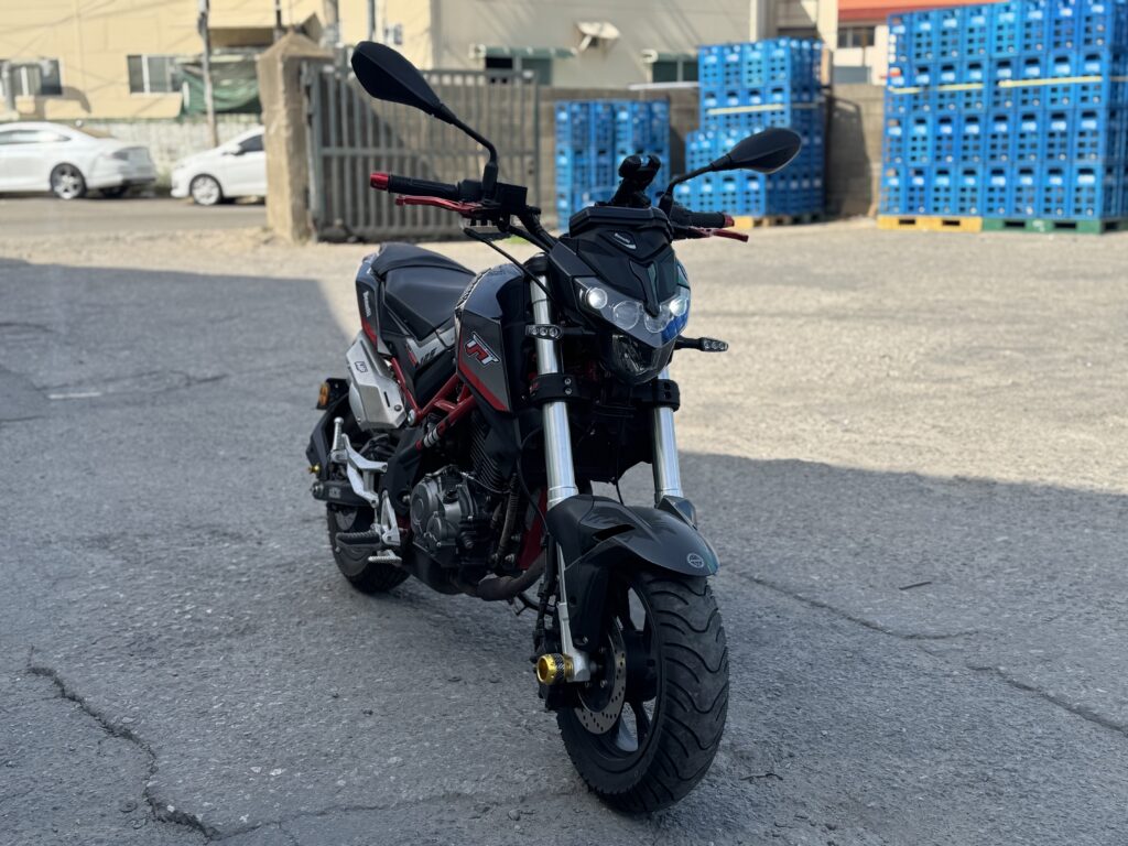 베넬리 TNT125